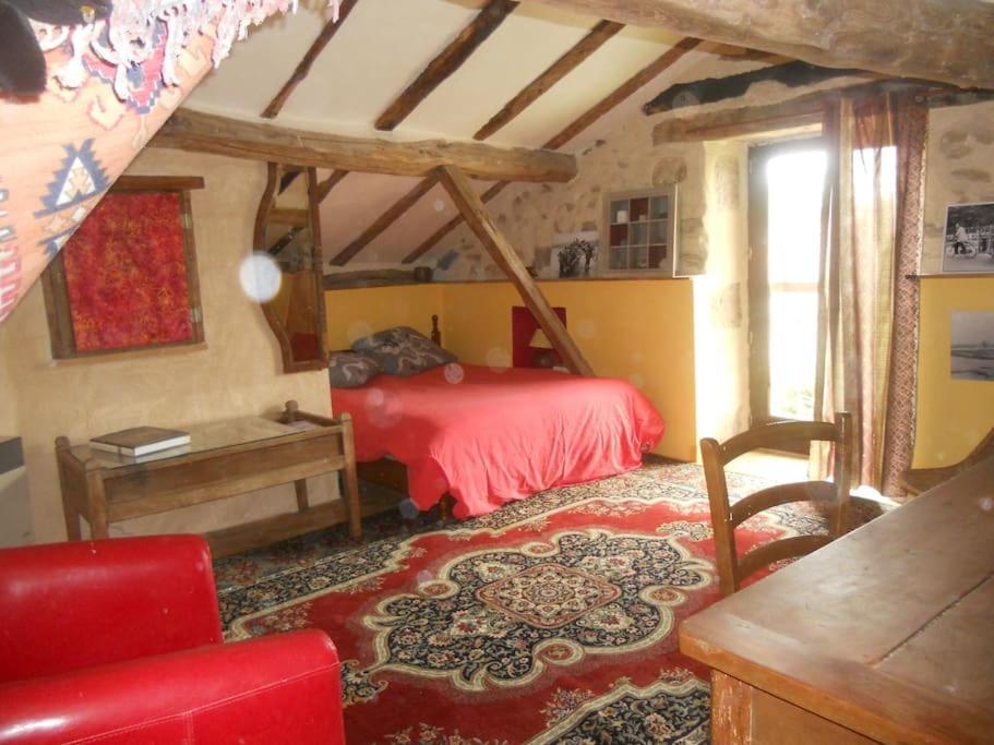 Joli Bois Bed and Breakfast Montrollet Buitenkant foto